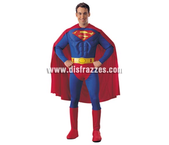 Disfraz de Superman pecho musculoso para hombre. Talla standar de hombre. Contiene jumpsuit o mono con pecho musculoso, cubrebotas, cinturón y capa.