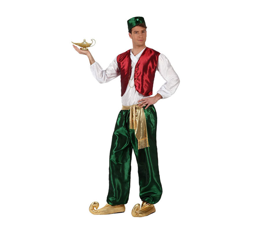 Disfraz de Príncipe Árabe verde para hombre. Talla 2 ó talla Standar M-L 52/54. Incluye camisa con chaleco, pantalón, fajín, babuchas y gorrito. Lámpara mágica NO incluida, podrás verla en la sección de Complementos. Éste disfraz también valdría como Paje Real de los Reyes Magos para Navidad.