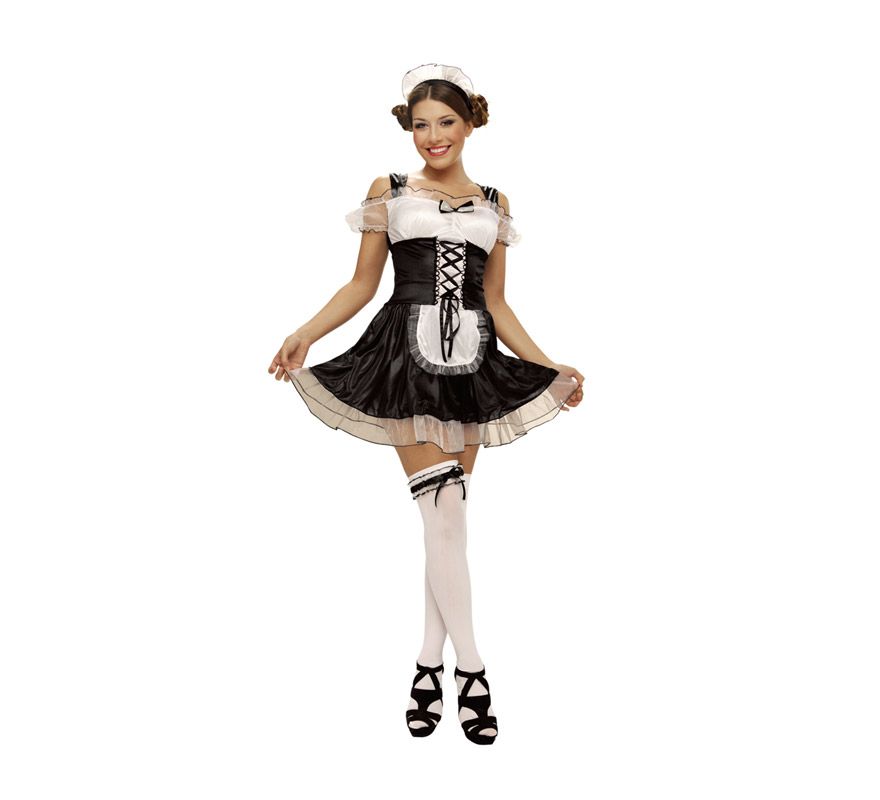 Disfraz de Camarera Sexy para mujer. Talla Standar M-L = 38/42. Incluye vestido, cofia y liga. Medias NO incluidas, podrás verlas en la sección de Complementos. Éste disfraz de Sirvienta o Doncella Sexy también se utiliza mucho en Despedidas de Soltera, para que la Novia llame la atención y pase un po0co de vergüenza.