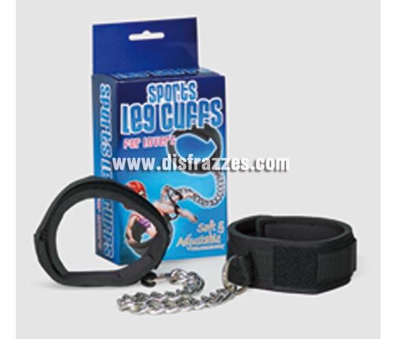 Esposas para los tobillos. Son de un material suave y son ajustables. Perfectas para hacer un regalo y para Despedidas de Soltera.