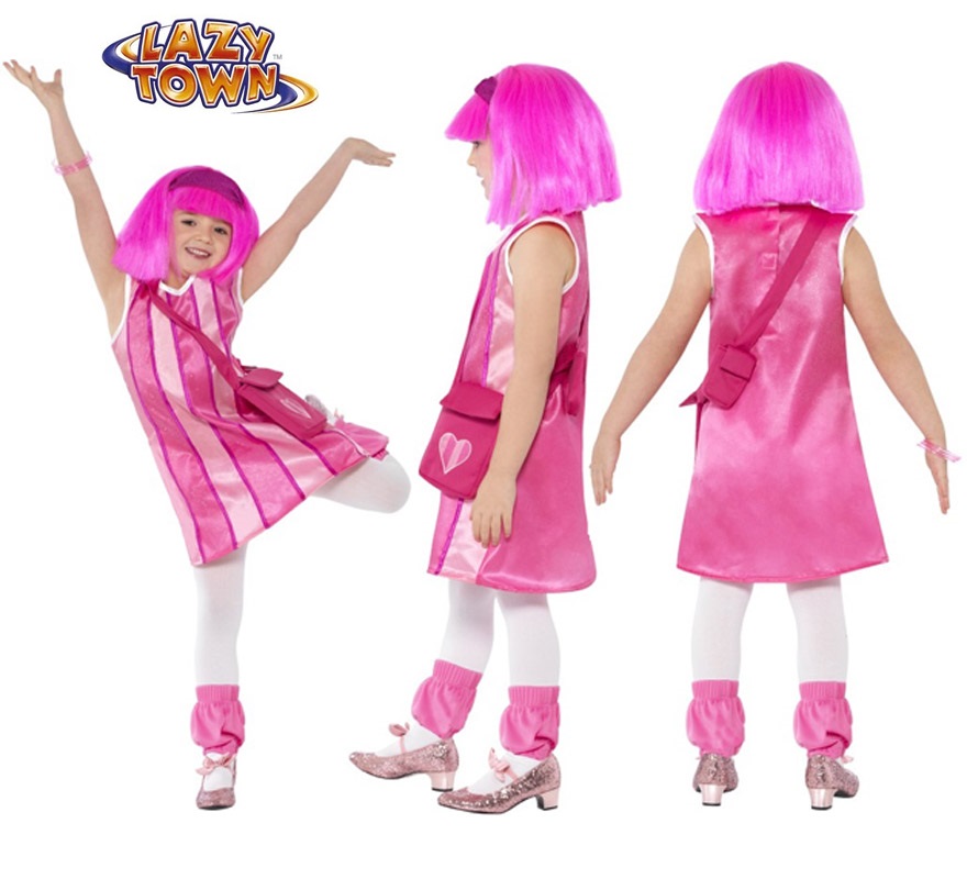 Disfraz de Stephanie de Lazytown para niñas de 4 a 6 años. Incluye vestido, bolso y calentadores. Peluca, medias y zapatos NO incluidos. La peluca y las medias la podrás ver la sección de Complementos. Con éste disfraz harás muy buena pareja con Sportacus.