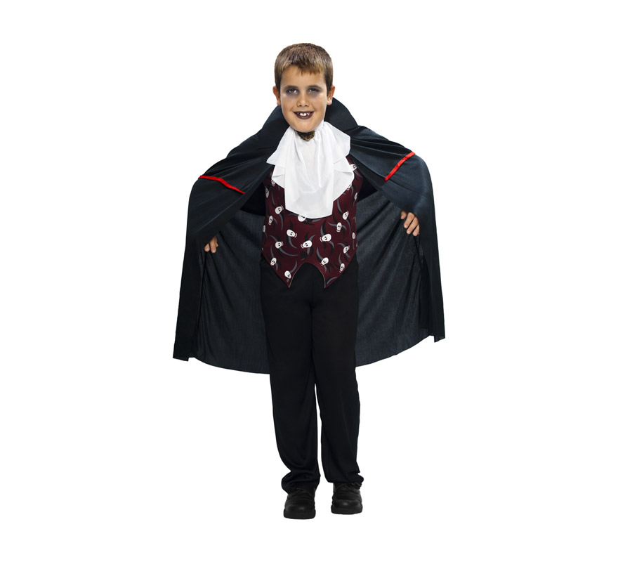 Disfraz de Vampiro niño barato para Halloween. Talla de 5 a 6 años. Disfraz de Drácula para niño. Incluye pantalones, camisa, cuello y capa. Cetro NO incluido. Éste disfraz de Halloween es ideal para celebrar la Fiesta de la Noche de las Brujas en Pub's, Discotecas, Casas particulares,  Restaurantes o Colegios y ayudar a crear un ambiente terrorífico y tenebroso indispensable para la Noche de Halloween la cual se celebra la víspera de Todos los Santos.
¡¡Compra tu disfraz para Halloween en nuestra tienda de disfraces, será divertido!!