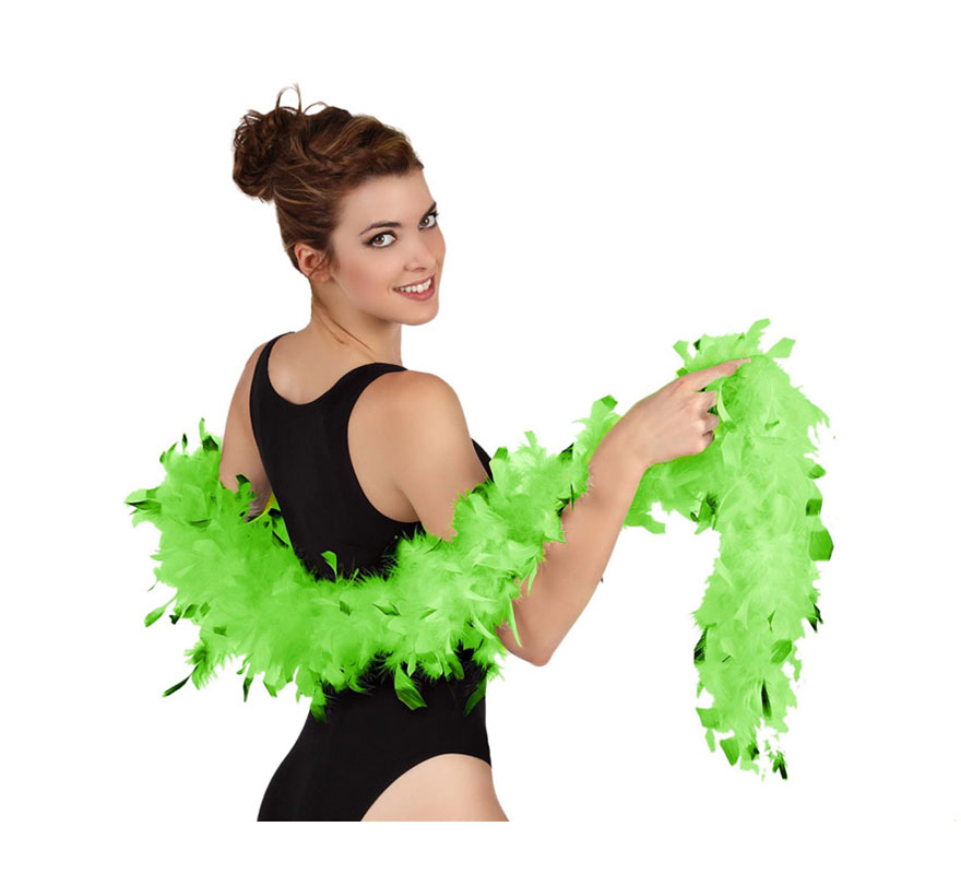 Boa bicolor verde de plumas de 45 gr. Ideal para tu disfraz de Charlestón o Caberet. También para Despedidas de Soltera.