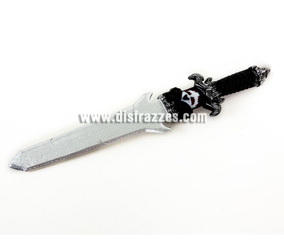 Espada de fantasía de 61 cm. para Halloween o para tu disfraz de Carnaval. Tres modelos surtidos. Ideal como complemento de tu disfraz para Carnaval para ir de Fiesta a Pubs, Discotecas, Casas particulares, Restaurantes o Colegios y ayudar a crear un ambiente Carnavalesco y Festivo propio de la Fiesta de Carnavales.
¡¡Compra tu complemento para el disfraz de Carnaval en nuestra tienda de disfraces, será divertido!!
