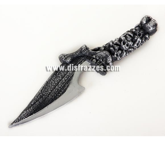 Daga dentada de 34 cm. para Halloween o para Carnaval. Ideal como complemento de tu disfraz de Halloween para ir de Fiesta a Pubs, Discotecas, Casas particulares o Restaurantes y ayudar a crear un ambiente terrorífico y tenebroso en la Fiesta de Halloween.
¡¡Compra los complementos de tu disfraz para Halloween en nuestra tienda de disfraces, será divertido!!
