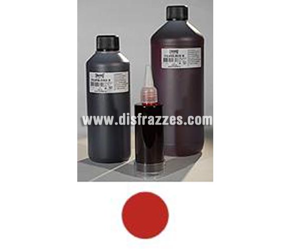 Sangre líquida clara. Envase de 500 ml. Descripción del producto y disponibilidad
Filmblood (simulación de sangre para películas) conserva su brillo y no se seca. Se utiliza para dar un acabado a las ”heridas” y se puede aplicar directamente en la piel. Filmblood está disponible en botes de 100, 500 and 1000 ml.

Colores
Existen dos colores disponibles: claro, sangre oxigenada (A) y oscuro, sangre sin oxigeno (B).
Procedimiento
Aplique el producto directamente desde su bote. El bote de 100 ml tiene una tapa especial para que sea más fácil su aplicación.

Desmaquillado
La sangre se puede quitar de la piel con agua fría inicialmente y después con agua y jabón. En el caso de que se haya manchado la ropa, primero ponga a remojo la ropa en agua fría con un detergente de prelavado. 