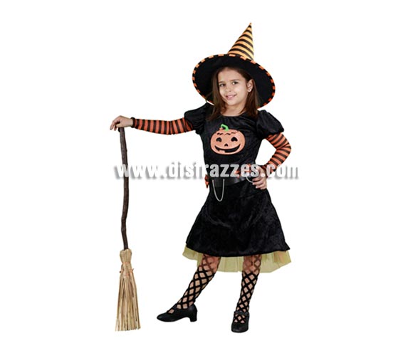 Disfraz de Brujita Calabaza infantil para Halloween barato. Talla de 5 a 6 años. Incluye vestido y sombrero. Escoba NO incluida, podrás verla en la sección Complementos. Éste disfraz de Halloween es ideal para celebrar la Fiesta de la Noche de las Brujas cada vez más arraigada en nuestro País en Pub's, Discotecas, Casas particulares,  Restaurantes o Colegios y ayudar a crear un ambiente terrorífico y tenebroso indispensable para la Noche de Halloween la cual se celebra la víspera de Todos los Santos.
¡¡Compra tu disfraz para Halloween en nuestra tienda de disfraces, será divertido!!
