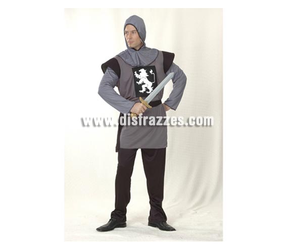 Disfraz de Caballero Medieval barato para hombre. Talla única 52/54. Incluye capucha, camisa, pantalón y cinturón. espada NO incluida, podrás verla en la sección Complementos. Disfraz de Guerrero Medieval para hombre.