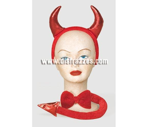 Complemento diablo (3 piezas). Incluye diadema con cuernos, lazo y cola.
