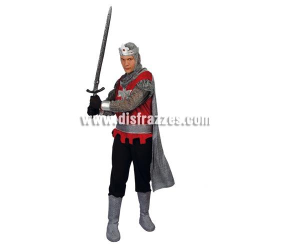 Disfraz de Caballero Feudal adulto para Carnavales y Ferias Medievales. Talla única 52/54. Incluye corona, capucha, casaca, capa, cinturón, pantalón y cubrebotas. Espada NO incluida, podrás verla en la sección de Armas. Tela apariencia de terciopelo. Disfraz Rey Medieval para hombre ideal para Ferias Medievales de la Edad Media.
¡¡Compra tu disfraz para Ferias Medievales en nuestra tienda de disfraces, será divertido!!
