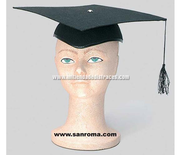 Birrete graduado.