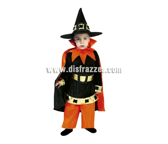 Disfraz de Brujo o Mago bebé barato para Halloween. Talla de 1 a 2 años. Incluye sombrero, blusón, cinturón, pantalones y capa. Éste disfraz de Halloween es ideal para celebrar la Fiesta de la Noche de las Brujas en Pub's, Discotecas, Casas particulares,  Restaurantes o Colegios y ayudar a crear un ambiente terrorífico y tenebroso indispensable para la Noche de Halloween la cual se celebra la víspera de Todos los Santos.
¡¡Compra tu disfraz para Halloween en nuestra tienda de disfraces, será divertido!!
