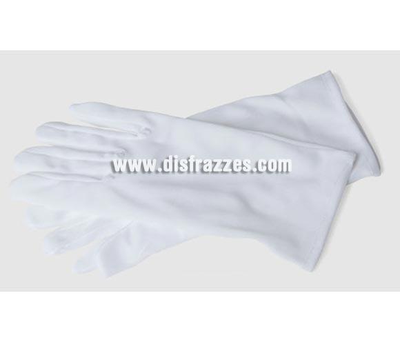 Guantes cortos blancos baratos adaptables de 24 cm. para Carnaval y para Reyes Magos. Ideal como complemento de tu disfraz para Carnaval para ir de Fiesta a Pubs, Discotecas, Casas particulares, Restaurantes o Colegios y ayudar a crear un ambiente Carnavalesco y Festivo propio de la Fiesta de Carnavales.
¡¡Compra el complemento para tu disfraz de Carnaval en nuestra tienda de disfraces, será divertido!!
