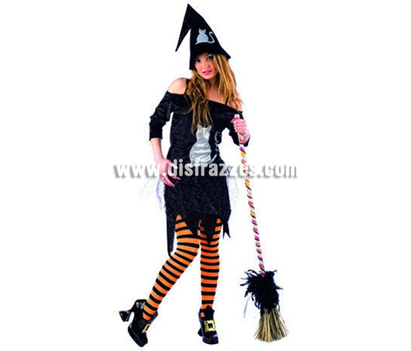 Disfraz de Bruja Gato adulta deluxe para Halloween. Varias tallas. Incluye vestido, tutú (falda) y gorro. Escoba NO incluida, podrás ver escobas en la sección Complementos. Alta calidad. Hecho en España. 
Éste disfraz de Halloween es ideal para celebrar la Fiesta de la Noche de las Brujas en Pubs, Discotecas, Casas particulares,  Restaurantes o Colegios y ayudar a crear un ambiente terrorífico y tenebroso indispensable para la Noche de Halloween la cual se celebra la víspera de Todos los Santos.
¡¡Compra tu disfraz para Halloween en nuestra tienda de disfraces, será divertido!!
