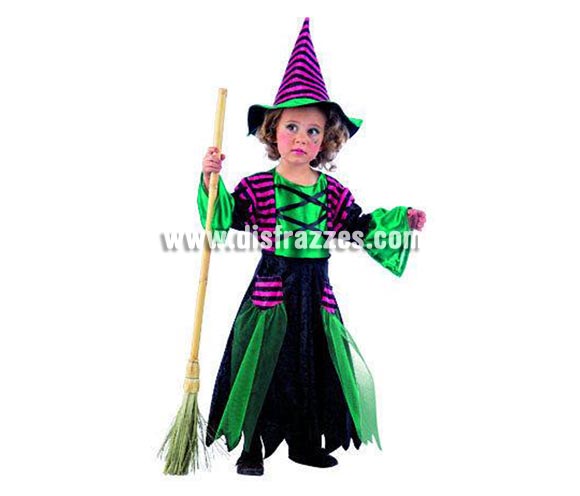 Disfraz de Bruja o Brujilla Esmeralda deluxe infantil para Halloween. Varias tallas. Incluye vestido y gorro. Escoba NO incluida, podrás verla en la sección Complementos. Alta calidad. Hecho en España. 
Éste disfraz de Halloween es ideal para celebrar la Fiesta de la Noche de las Brujas en Pubs, Discotecas, Casas particulares,  Restaurantes o Colegios y ayudar a crear un ambiente terrorífico y tenebroso indispensable para la Noche de Halloween la cual se celebra la víspera de Todos los Santos.
¡¡Compra tu disfraz para Halloween en nuestra tienda de disfraces, será divertido!!
