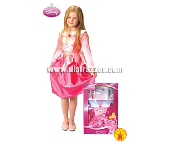 Disfraz Disney de La Bella Durmiente Classic infantil en caja con accesorios para Carnaval. Talla de 8 a 10 años. Incluye vestido, tiara, set de joyas y zapatos de tela. Presentación en Caj regalo. Traje de La Bella Durmiente con licencia Disney perfecto como regalo. Éste disfraz es ideal para Carnaval y para regalar en Navidad, en Reyes Magos, para un Cumpleaños o en cualquier ocasión del año. Con éste disfraz harás un regalo diferente y que seguro que a los peques les encantará y hará que desarrollen su imaginación y que jueguen haciendo valer su fantasía. 
¡¡Compra tu disfraz para Carnaval o para regalar en Navidad o en Reyes Magos en nuestra tienda de disfraces, será divertido!!
