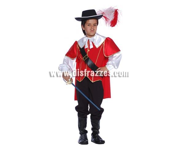Disfraz barato de Mosquetero para niño. Talla de 10 a 12 años. Incluye cubrebotas, pantalón, casaca y cinturón. Espada y sombrero NO incluidos, podrás verlos en la sección de Complementos. Disfraz de Dartacán infantil. 