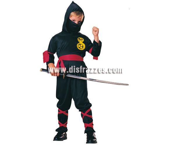 Disfraz de Ninja Negro para niños de 8 a 10 años. Incluye pantalones, camisa con capucha, pañuelo, cinturón y bandas para las piernas y brazos. NO incluye la espada ver en sección complementos. Disfraz que gusta mucho a los niños es ideal para jugar y con e´l puden imitar al famoso Águila Roja o para disfrazarse en cualquier fiesta o carnaval. 