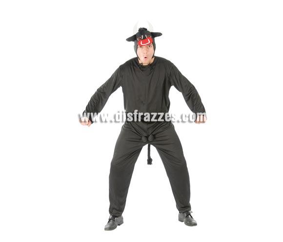 Disfraz de Toro para hombre. Talla standar 52/54. Incluye capucha y traje. Éste disfraz es muy cachondo para ir con algún torero al lado.