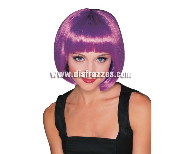 Peluca modelo Broadway de color violeta. Peluca de Charlestón de media melena lisa con flequillo violeta ideal para tu disfraz de Charlestón, de Moulin Rouge, Cabaret, etc. etc.
