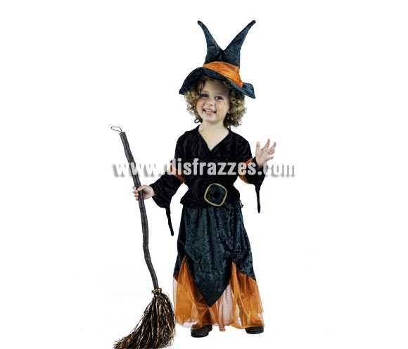 Disfraz de Brujita Salem Deluxe para niña. Alta calidad, hecho en España. Disponible en varias tallas. Incluye camisa, falda y sombrero. Escoba No incluida, podrás encontrar en nuestra sección de Complementos.