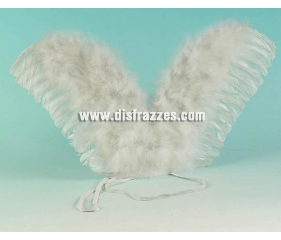 Alas de ángel plumas blancas de 55x26 cm.
Ideal para Navidad y también como complemento de tu disfraz de Halloween para ir de Fiesta a Pubs, Discotecas, Casas particulares o Restaurantes y ayudar a crear un ambiente terrorífico y tenebroso en la Fiesta de Halloween.
¡¡Compra los complementos de tus disfraces en nuestra tienda de disfraces, será divertido!!
