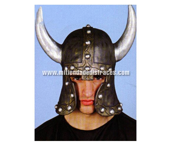 Casco Yelmo Guerrero con cuernos. Fabricado en látex.