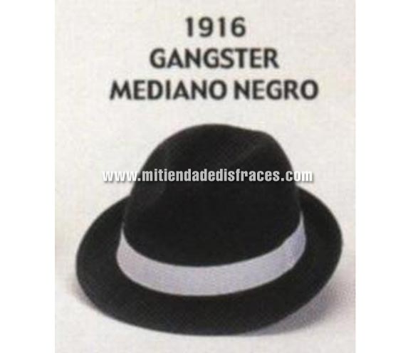 Sombrero de Ganster mediano negro con cinta blanca. Buena calidad, fabricado artesanalmente en España. Posibilidad de ajuste de precio para grupos. Sombrero de Michael Jackson.