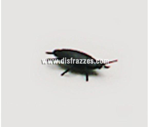 Cucaracha sin clavo pequeña de unos 3 cm. para Halloween. Artículo muy apropiado para decoración de Halloween en Discotecas, Pubs, Restaurantes, Colegios y Casas particulares y así crear un ambiente terrorífico y tenebroso típico de la Fiesta de Halloween cada vez más seguida por todos.
¡¡Compra la decoración para Halloween en nuestra tienda de disfraces, será divertido!!
