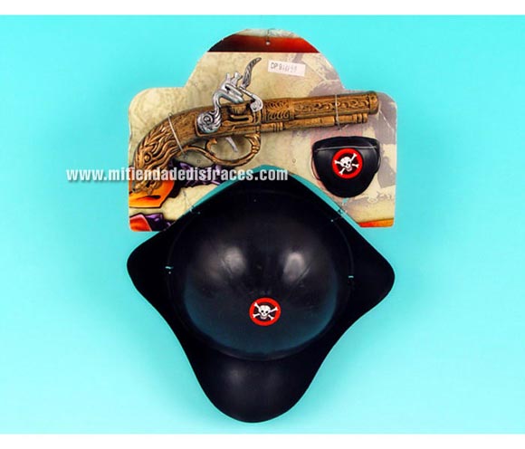 Set Pirata. Incluye gorro, parche y pistola 25x39 cm.