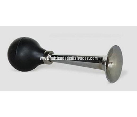 Bocina manual.