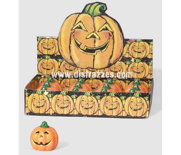 Vela con forma de Calabaza de 10 cm. de diámetro para Halloween. En la imagen se muestra la caja expositora, pero el precio es de una unidad. Artículo muy apropiado para decoración de Halloween en Discotecas, Pubs, Restaurantes, Colegios y Casas particulares y así crear un ambiente terrorífico y tenebroso típico de la Fiesta de Halloween cada vez más seguida por todos.
¡¡Compra la decoración para Halloween en nuestra tienda de disfraces, será divertido!!
