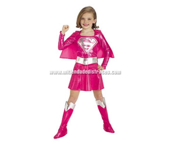 Disfraz de SuperGirl rosa. Incluye vestido con capa, cinturón y cubrebotas. Disponible en varias tallas.
