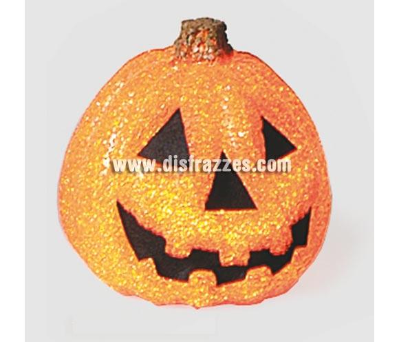 Calabaza decoración con luz de 16 cm. para Halloween. Artículo muy apropiado para decoración de Halloween en Discotecas, Pubs, Restaurantes, Colegios y Casas particulares y así crear un ambiente terrorífico y tenebroso típico de la Fiesta de Halloween cada vez más seguida por todos.
¡¡Compra la decoración para Halloween en nuestra tienda de disfraces, será divertido!!
