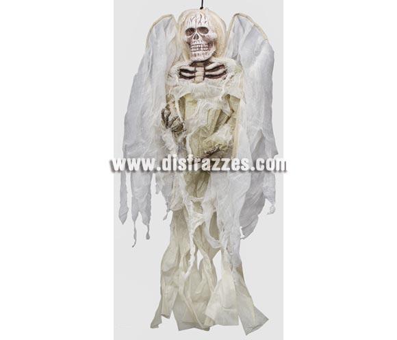 Esqueleto colgante decoración de 90 cms. para Halloween. Artículo muy apropiado para decoración de Halloween en Discotecas, Pubs, Restaurantes, Colegios y Casas particulares y así crear un ambiente terrorífico y tenebroso típico de la Fiesta de Halloween cada vez más seguida por todos. ¡¡Compra la decoración para Halloween en nuestra tienda de disfraces, será divertido!! 