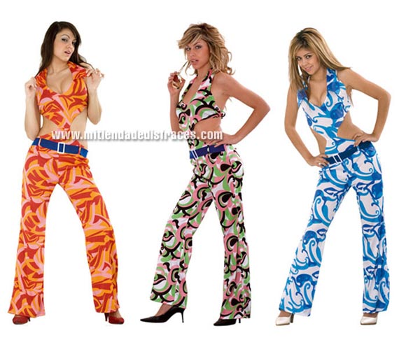 Disfraz de Mujer años 70 superbarato. Talla única 38/42. Incluye mono y cinturón. Disponible en tres colores surtidos.