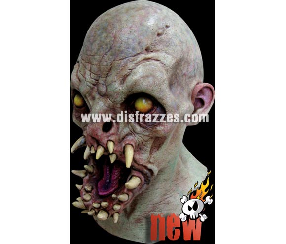 Máscara de Fangs boca llena de Colmillos para Halloween. Fabricada en látex artesanalmente por una empresa que realiza efectos especiales para Hollywood. Máscara o Careta de Halloween ideal para ir de Fiesta la Noche de las Brujas a Pubs, Discotecas, Casas particulares o Restaurantes y ayudar a crear un ambiente terrorífico y tenebroso en la Fiesta de Halloween. ¡¡Compra tu careta o tu máscara para Halloween en nuestra tienda de disfraces, será divertido!! 