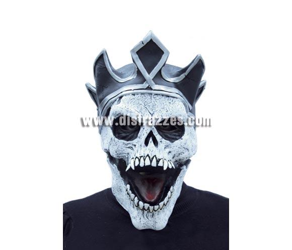 Careta o Máscara de Calavera Rey del Miedo para Halloween. Ideal como complemento de tu disfraz de Halloween para ir de Fiesta a Pub's, Discotecas, Casas particulares o Restaurantes y ayudar a crear un ambiente terrorífico y tenebroso en la Fiesta de Halloween.
¡¡¡PRÓXIMA RECEPCIÓN DE ÉSTE ARTÍCULO A PARTIR DE SEPTIEMBRE DE 2010!!!
