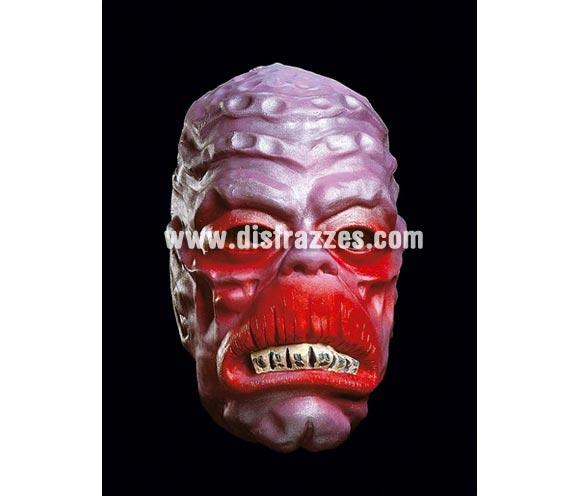 Careta o máscara de Monstruo Morado para Halloween. Máscara o Careta de Halloween ideal para ir de Fiesta la Noche de las Brujas a Pubs, Discotecas, Casas particulares o Restaurantes y ayudar a crear un ambiente terrorífico y tenebroso en la Fiesta de Halloween.
¡¡Compra tu careta o tu máscara para Halloween en nuestra tienda de disfraces, será divertido!!
