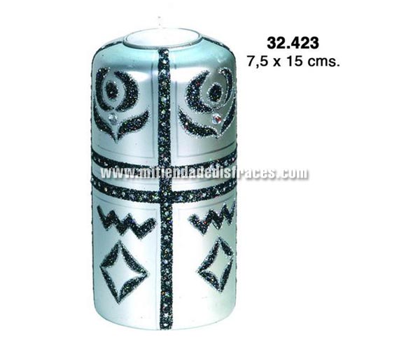 Velón de cristal decorado en color plata de 7,5x15 cms. Ideal para decorar la casa en Navidad.