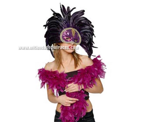 Antifaz veneciano con plumas de color morado.
