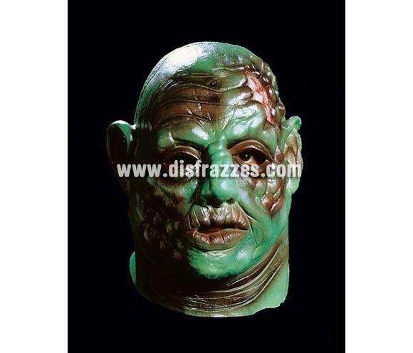 Careta o máscara de Monstruo cara verde para Halloween. Máscara o Careta de Halloween ideal para ir de Fiesta la Noche de las Brujas a Pubs, Discotecas, Casas particulares o Restaurantes y ayudar a crear un ambiente terrorífico y tenebroso en la Fiesta de Halloween.
¡¡Compra tu careta o tu máscara para Halloween en nuestra tienda de disfraces, será divertido!!

