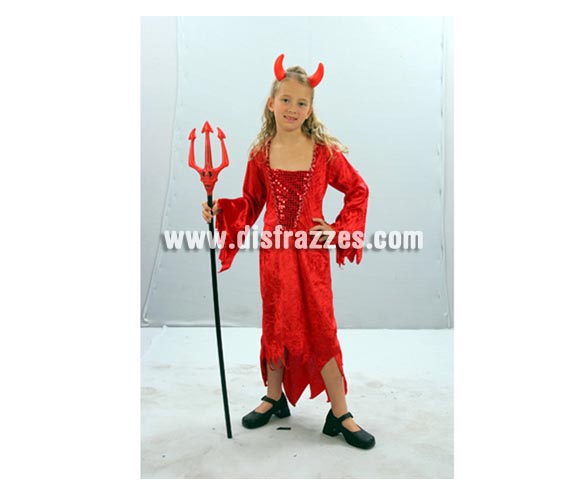 Disfraz de Demonia o Diablesa rojo barato para Halloween. Talla de 7 a 9 años. Incluye vestido y cuernos. Tridente NO incluido, drás verlo en la sección Complementos. Éste disfraz de Halloween es ideal para celebrar la Fiesta de la Noche de las Brujas cada vez más arraigada en nuestro País en Pub's, Discotecas, Casas particulares,  Restaurantes o Colegios y ayudar a crear un ambiente terrorífico y tenebroso indispensable para la Noche de Halloween la cual se celebra la víspera de Todos los Santos.
¡¡Compra tu disfraz para Halloween en nuestra tienda de disfraces, será divertido!!