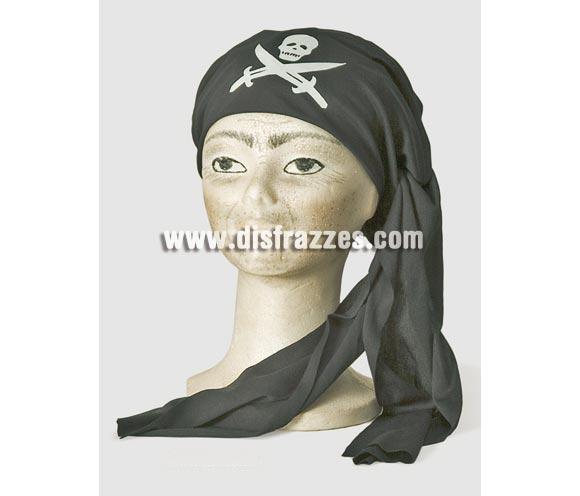 Pañuelo Pirata. Confeccionado para facilitar la colocación.