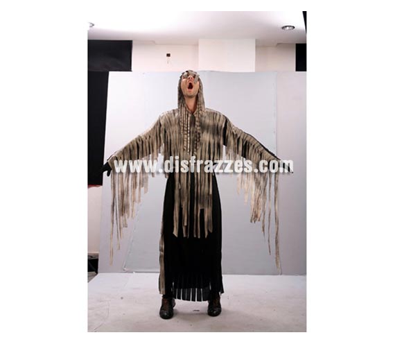 Disfraz de Zombie adulto para Halloween. Talla estándar 52/54. Disfraz barato de Halloween que incluye túnica con capucha y cinturón. Éste disfraz de Halloween es ideal para celebrar la Fiesta de la Noche de las Brujas cada vez más arraigada en nuestro País en Pub's, Discotecas, Casas particulares,  Restaurantes o Colegios y ayudar a crear un ambiente terrorífico y tenebroso indispensable para la Noche de Halloween la cual se celebra la víspera de Todos los Santos.
¡¡Compra tu disfraz para Halloween en nuestra tienda de disfraces, será divertido!!