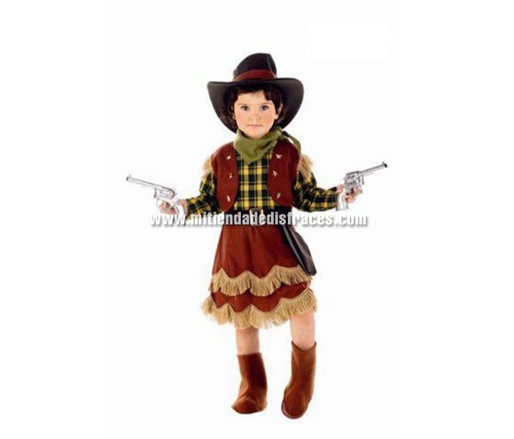 Disfraz de Vaquera Cowgirl infantil Deluxe. Hecho en España. Disponible en varias tallas. Incluye cubrebotas, pañuelo, sombrero y vestido con cinturón. Pistolas NO incluidas, podrás verlas en la sección Complementos.