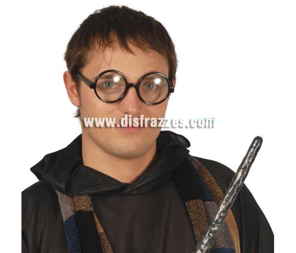 Gafas redondas con cristales de plástico. Gafas que sirven para el disfraz de Wally, ideales para Halloween y otras fiestas de disfraces. Ideal como complemento de tu disfraz para Carnaval para ir de Fiesta a Pubs, Discotecas, Casas particulares, Restaurantes o Colegios y ayudar a crear un ambiente Carnavalesco y Festivo propio de la Fiesta de Carnavales.
¡¡Compra tu complemento para el disfraz de Carnaval en nuestra tienda de disfraces, será divertido!!
