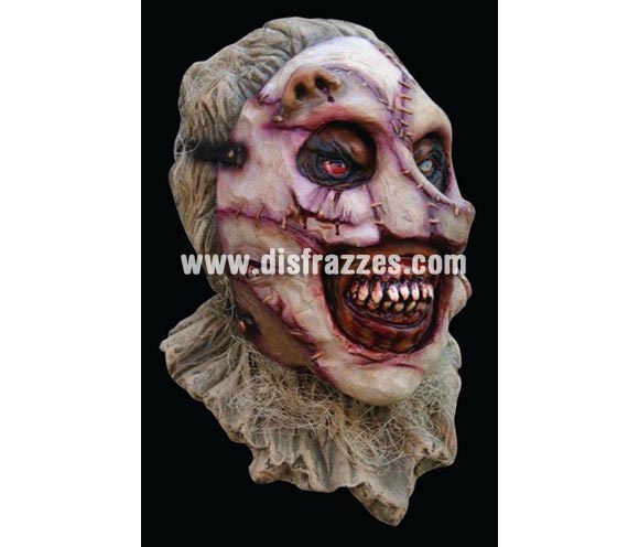 Máscara de Trocitos para Halloween. Máscara de Zombie cosido. Alta calidad. Fabricada en látex artesanalmente por una empresa que realiza efectos especiales para Hollywood. Máscara o Careta de Halloween ideal para ir de Fiesta la Noche de las Brujas a Pubs, Discotecas, Casas particulares o Restaurantes y ayudar a crear un ambiente terrorífico y tenebroso en la Fiesta de Halloween. ¡¡Compra tu careta o tu máscara para Halloween en nuestra tienda de disfraces, será divertido!!