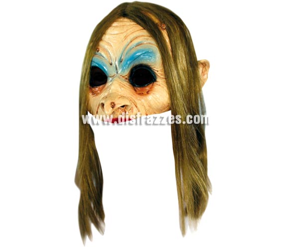 Máscara Open Witch para Halloween. Máscara de media cara de Bruja. Alta calidad. Fabricada en látex artesanalmente por una empresa que realiza efectos especiales para Hollywood. Máscara o Careta de Halloween ideal para ir de Fiesta la Noche de las Brujas a Pubs, Discotecas, Casas particulares o Restaurantes y ayudar a crear un ambiente terrorífico y tenebroso en la Fiesta de Halloween. ¡¡Compra tu careta o tu máscara para Halloween en nuestra tienda de disfraces, será divertido!!