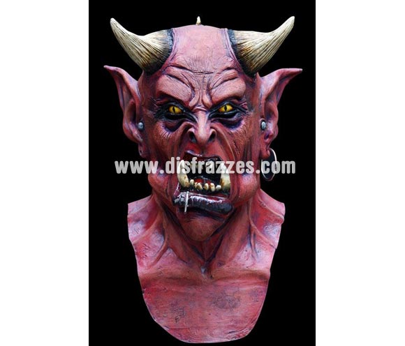 Máscara de Uzzath para Halloween. Alta calidad. Fabricada en látex artesanalmente por una empresa que hacen efectos especiales para Hollywood. Máscara de Diablo Ojos Serpiente. Máscara o Careta de Halloween ideal para ir de Fiesta la Noche de las Brujas a Pubs, Discotecas, Casas particulares o Restaurantes y ayudar a crear un ambiente terrorífico y tenebroso en la Fiesta de Halloween.
¡¡Compra tu careta o tu máscara para Halloween en nuestra tienda de disfraces, será divertido!!
